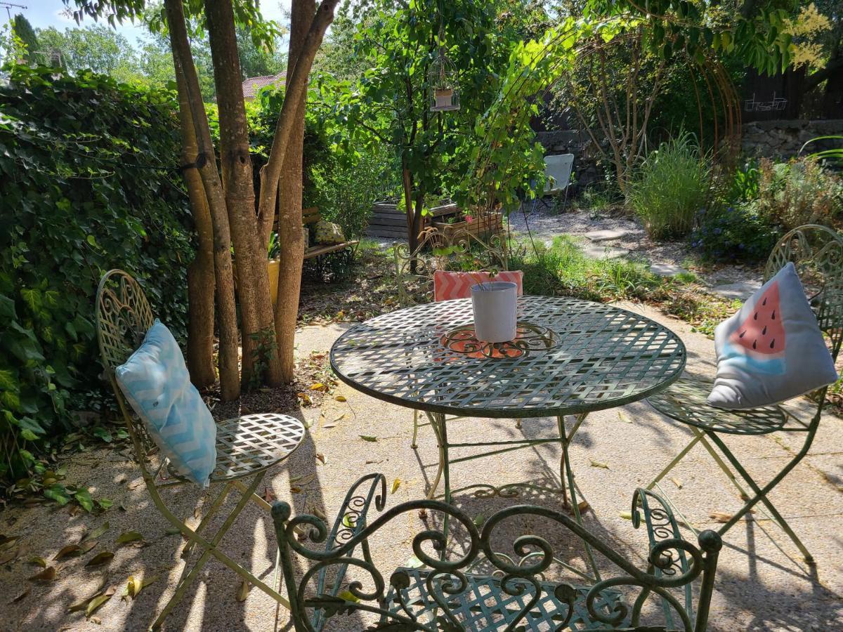 Appartement Chez Nous Dans Notre Petit Jardin à Montpellier Extérieur photo