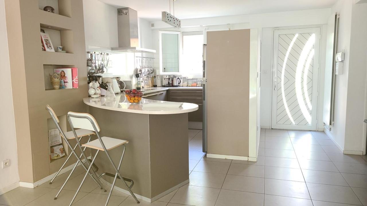 Appartement Chez Nous Dans Notre Petit Jardin à Montpellier Extérieur photo